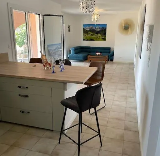 Bleu Antheor Apartment