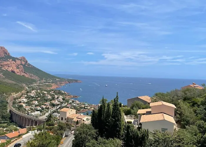 Bleu Antheor * Saint-Raphael (Var)